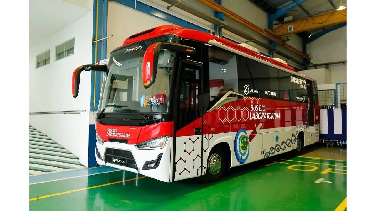 Bantu Pemerintah, Hino Indonesia Kenalkan 4 Bus Bebas Covid-19