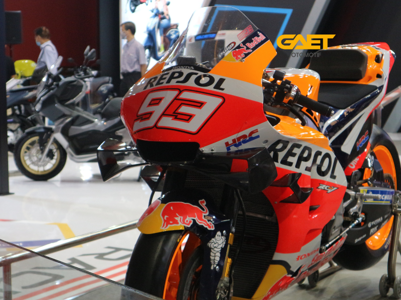 Pecinta MotoGP IIMS Hybrid 2022 Menghadirkan Motor Milik Marc Marquez dan Fabio Quartararo
